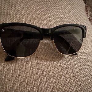 Stylish Black Sunglasses